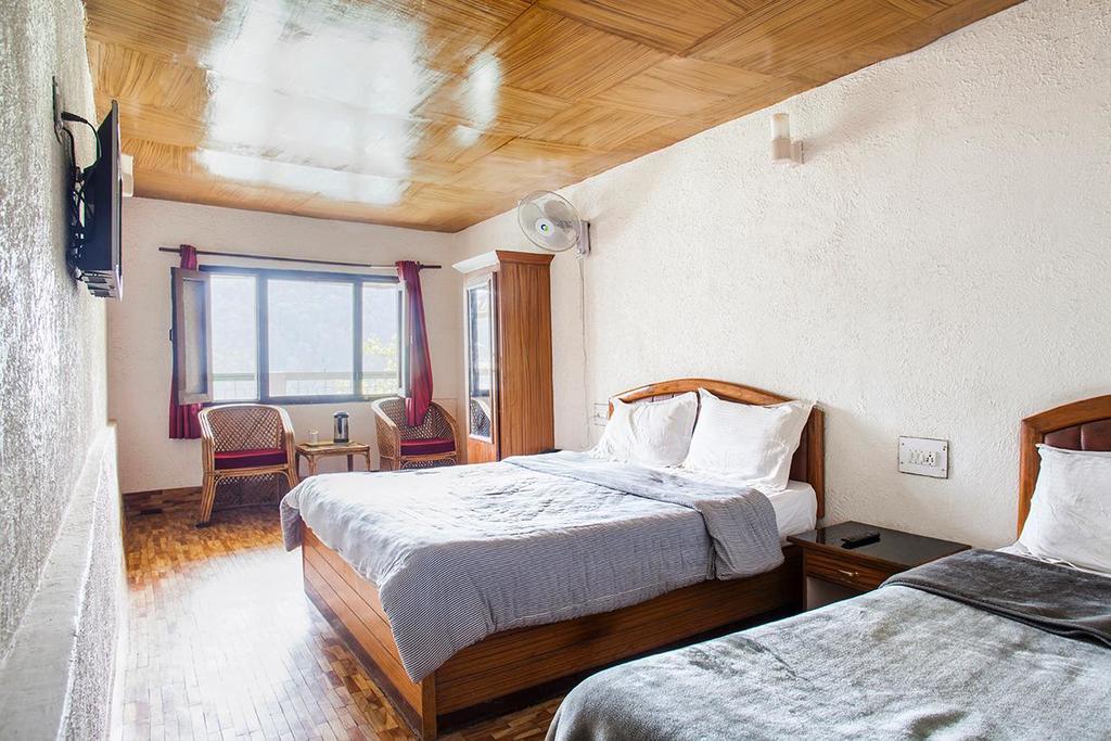 Hotel New Bharat Бхімтал Екстер'єр фото