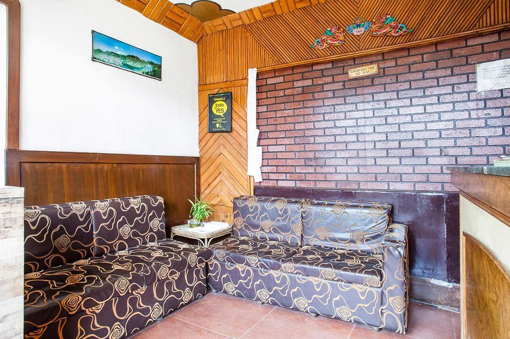 Hotel New Bharat Бхімтал Екстер'єр фото
